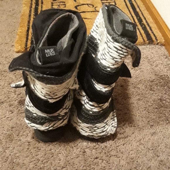 Muk luk boots - Picture 2 of 3